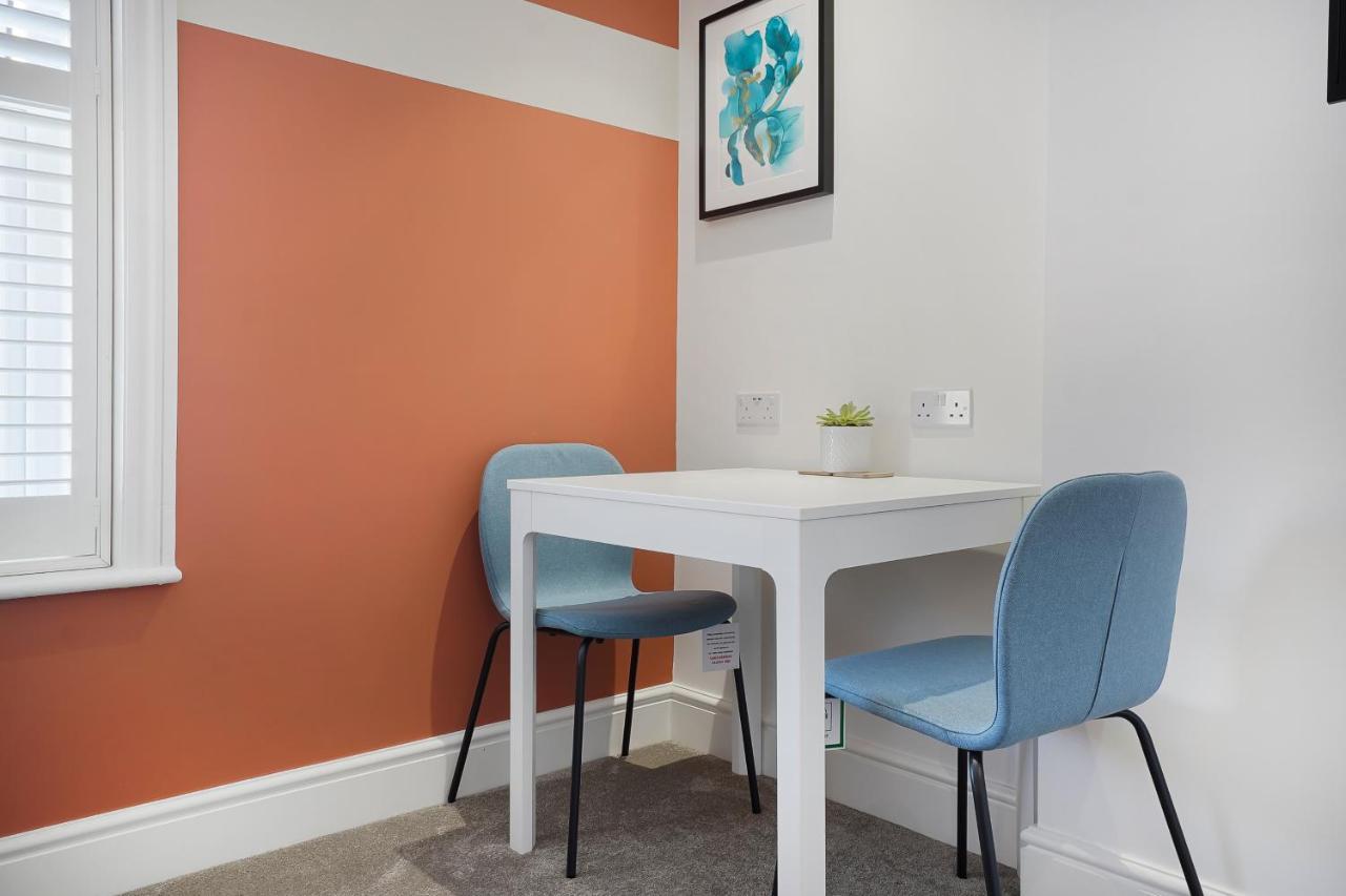 Stylish Eco Aparthotel In Folkestone Eksteriør bilde
